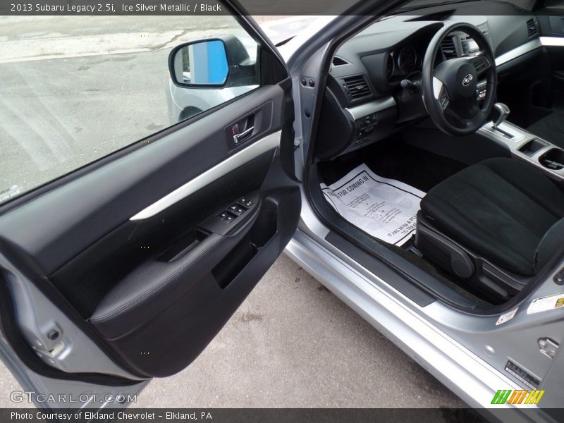 Ice Silver Metallic / Black 2013 Subaru Legacy 2.5i