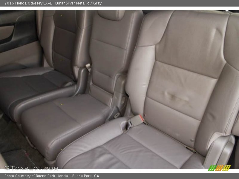Lunar Silver Metallic / Gray 2016 Honda Odyssey EX-L