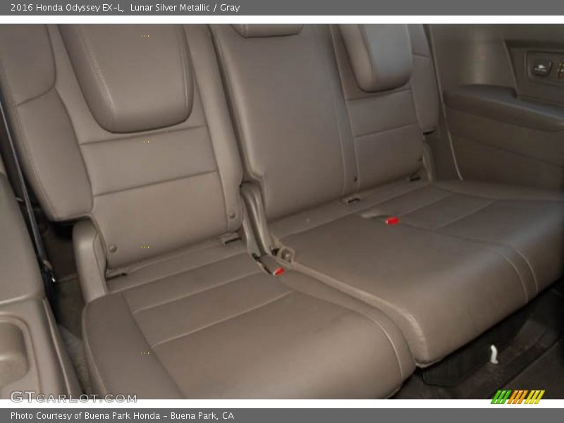 Lunar Silver Metallic / Gray 2016 Honda Odyssey EX-L