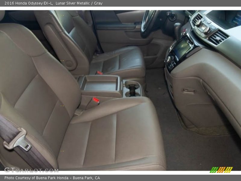 Lunar Silver Metallic / Gray 2016 Honda Odyssey EX-L