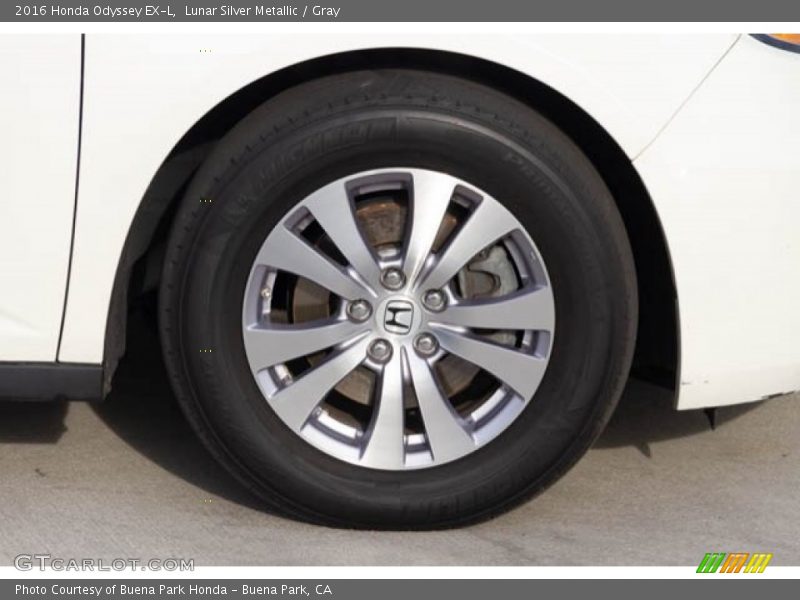 Lunar Silver Metallic / Gray 2016 Honda Odyssey EX-L