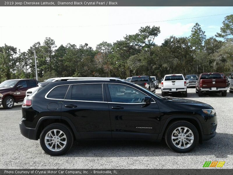 Diamond Black Crystal Pearl / Black 2019 Jeep Cherokee Latitude
