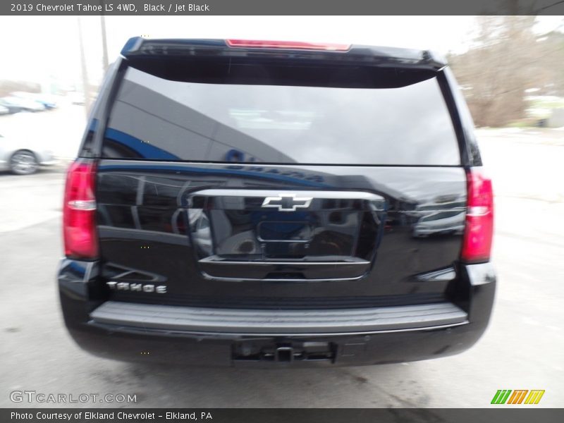 Black / Jet Black 2019 Chevrolet Tahoe LS 4WD