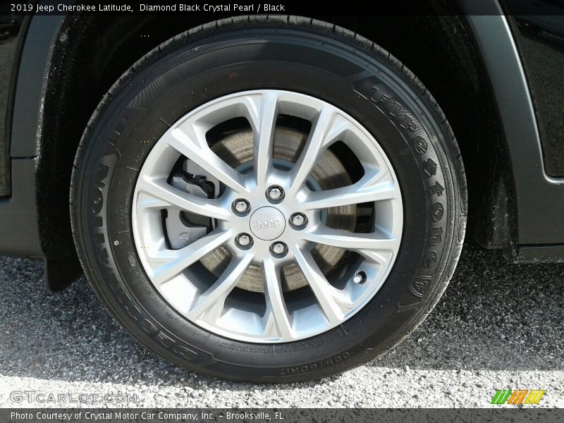 Diamond Black Crystal Pearl / Black 2019 Jeep Cherokee Latitude