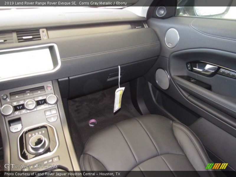 Corris Gray Metallic / Ebony 2019 Land Rover Range Rover Evoque SE