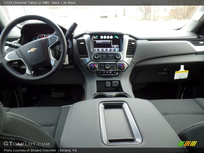 Black / Jet Black 2019 Chevrolet Tahoe LS 4WD