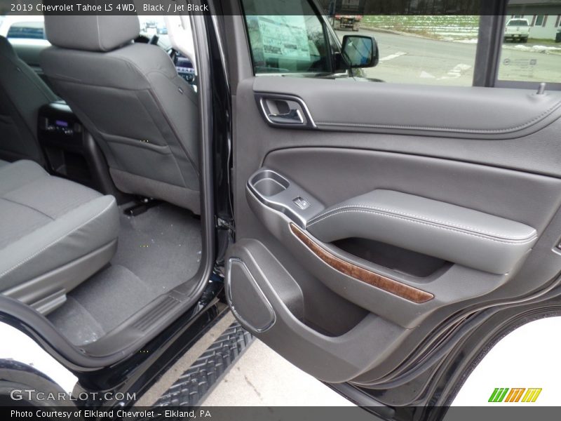 Black / Jet Black 2019 Chevrolet Tahoe LS 4WD