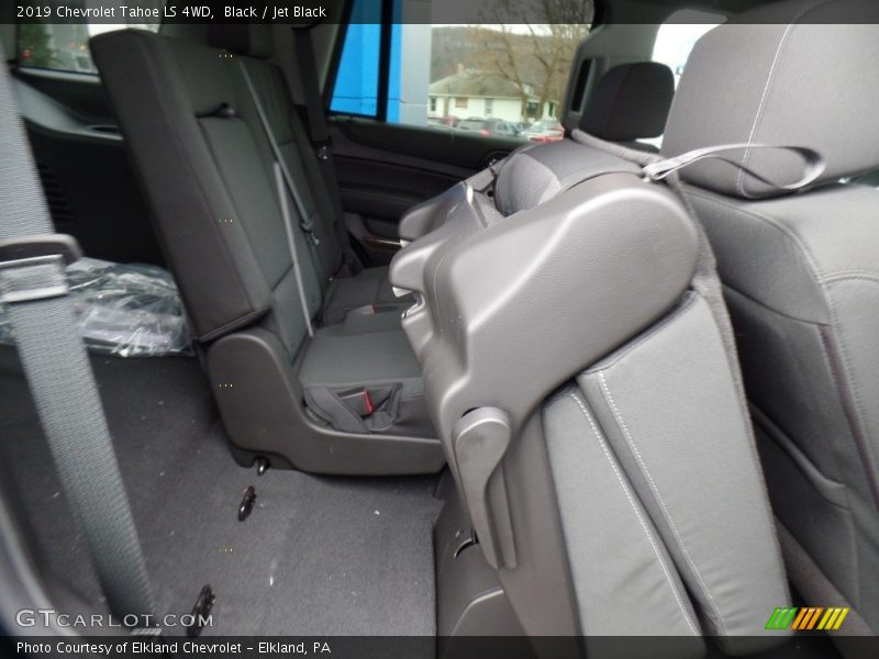 Black / Jet Black 2019 Chevrolet Tahoe LS 4WD