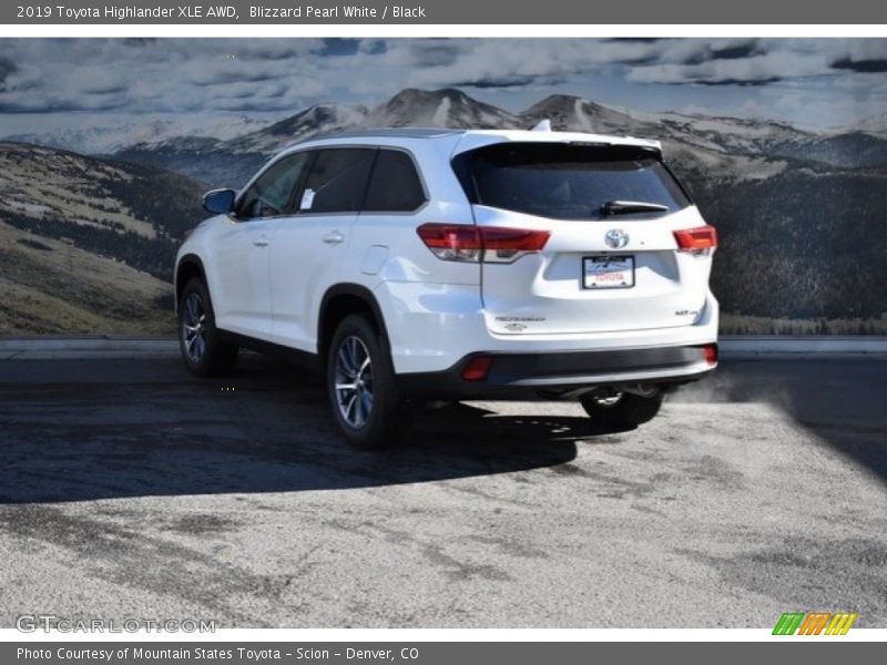 Blizzard Pearl White / Black 2019 Toyota Highlander XLE AWD