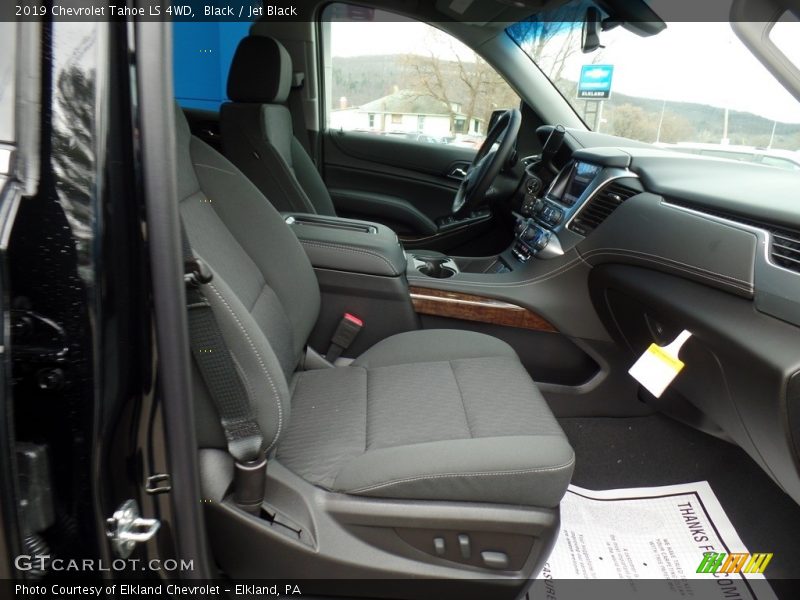 Black / Jet Black 2019 Chevrolet Tahoe LS 4WD
