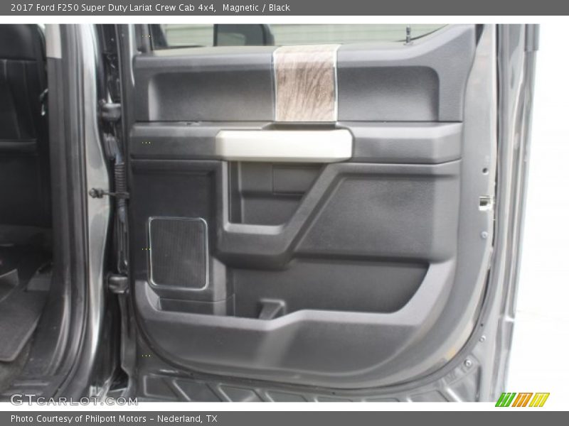 Magnetic / Black 2017 Ford F250 Super Duty Lariat Crew Cab 4x4