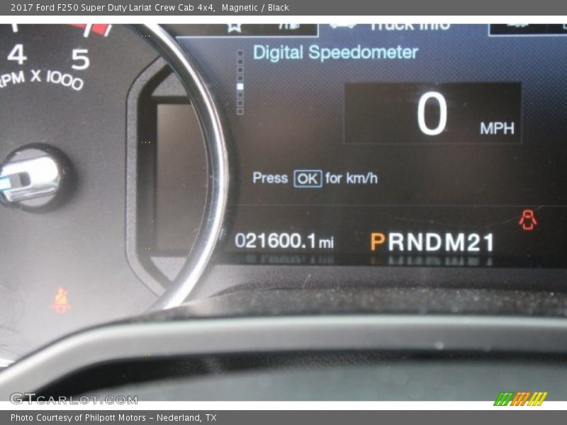 Magnetic / Black 2017 Ford F250 Super Duty Lariat Crew Cab 4x4