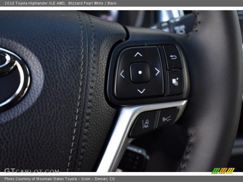 Blizzard Pearl White / Black 2019 Toyota Highlander XLE AWD