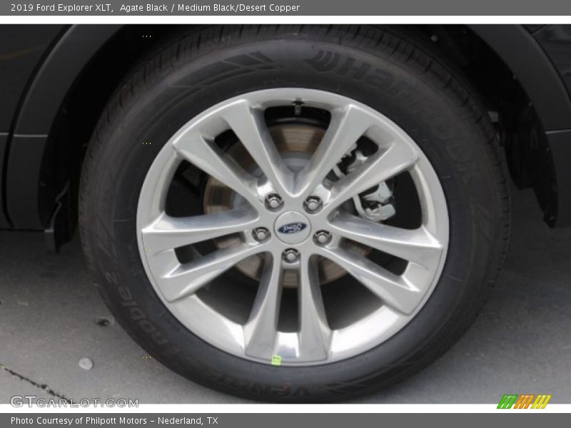 Agate Black / Medium Black/Desert Copper 2019 Ford Explorer XLT