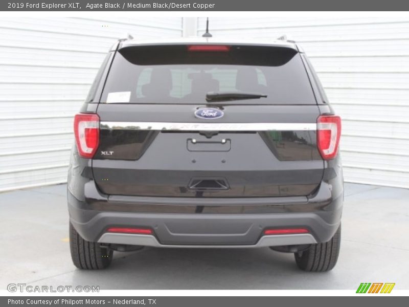Agate Black / Medium Black/Desert Copper 2019 Ford Explorer XLT