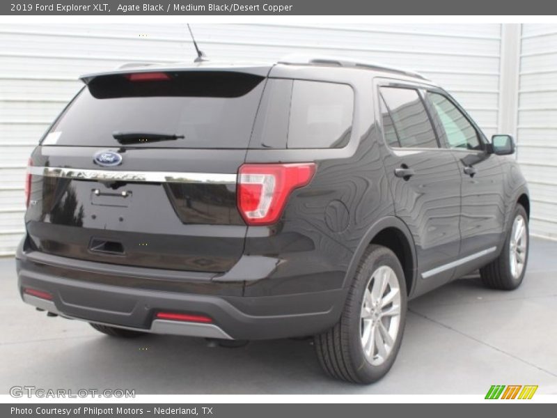 Agate Black / Medium Black/Desert Copper 2019 Ford Explorer XLT