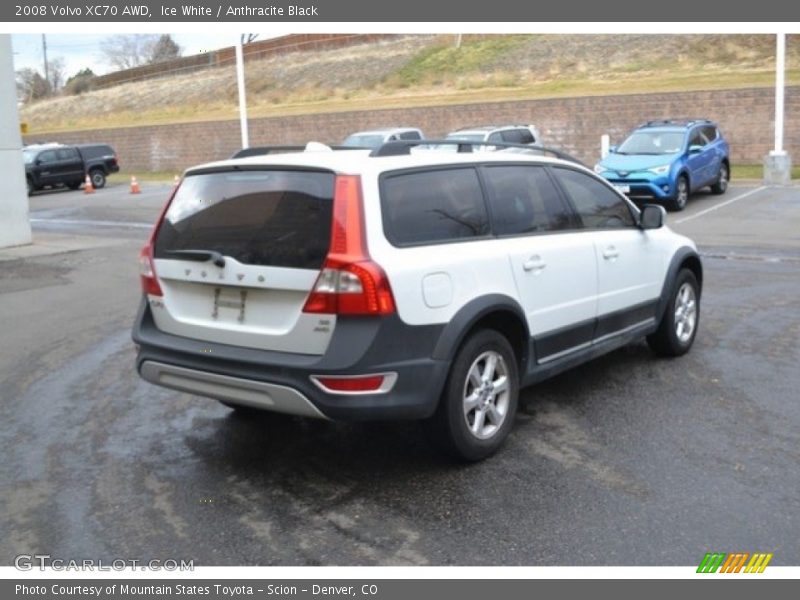 Ice White / Anthracite Black 2008 Volvo XC70 AWD