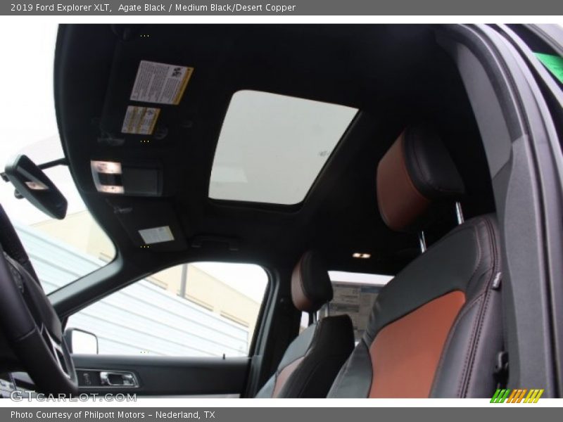 Agate Black / Medium Black/Desert Copper 2019 Ford Explorer XLT