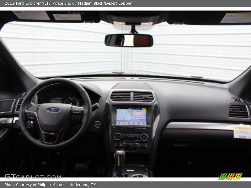 Agate Black / Medium Black/Desert Copper 2019 Ford Explorer XLT
