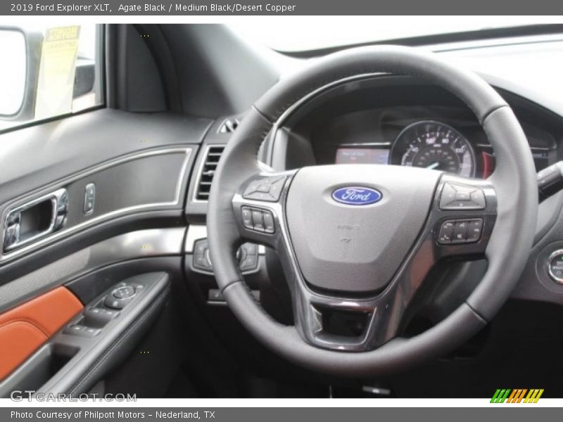 Agate Black / Medium Black/Desert Copper 2019 Ford Explorer XLT