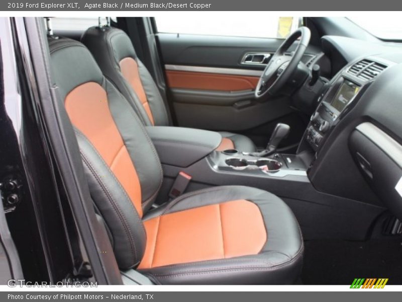 Agate Black / Medium Black/Desert Copper 2019 Ford Explorer XLT