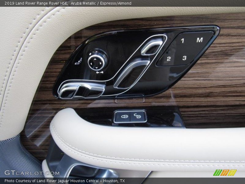 Controls of 2019 Range Rover HSE