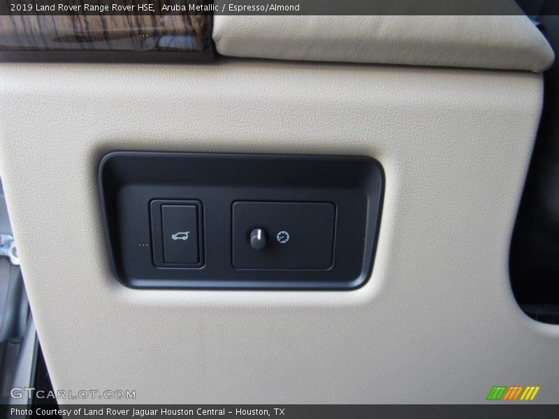 Aruba Metallic / Espresso/Almond 2019 Land Rover Range Rover HSE