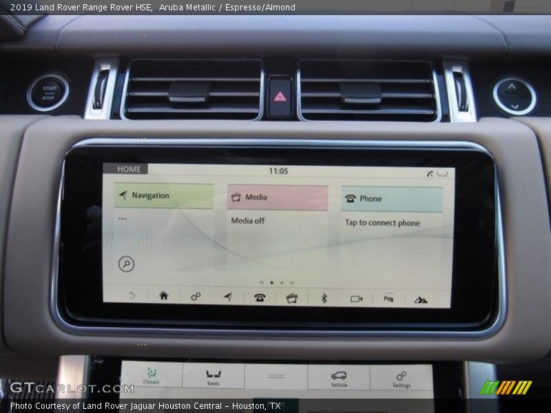 Controls of 2019 Range Rover HSE