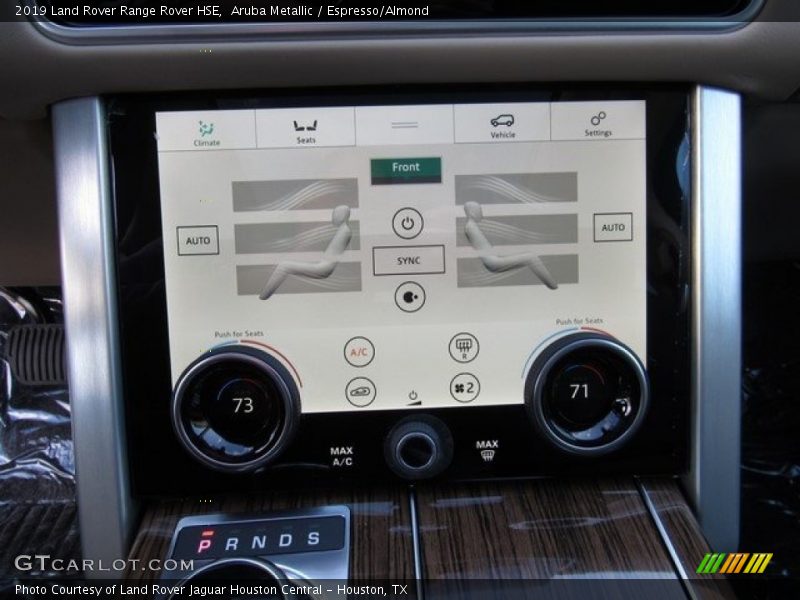 Controls of 2019 Range Rover HSE