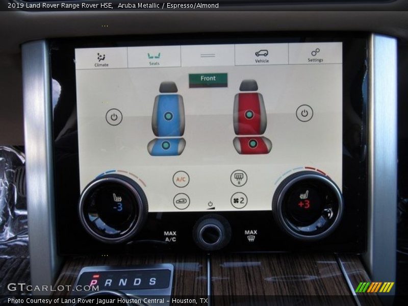 Controls of 2019 Range Rover HSE