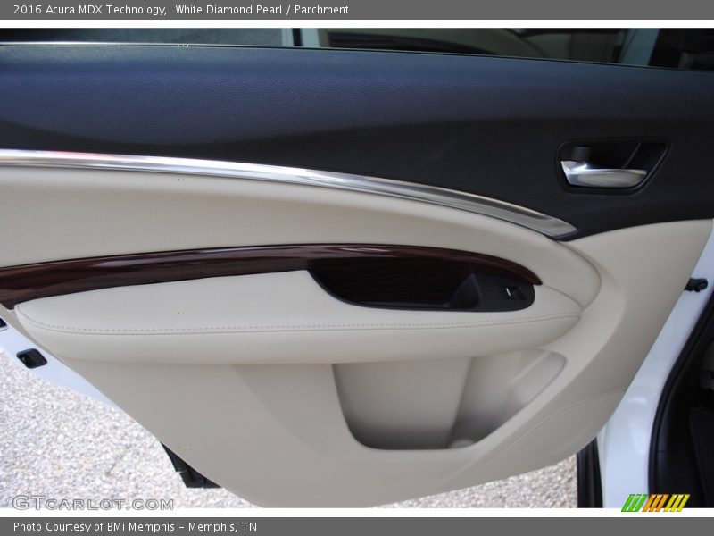 White Diamond Pearl / Parchment 2016 Acura MDX Technology