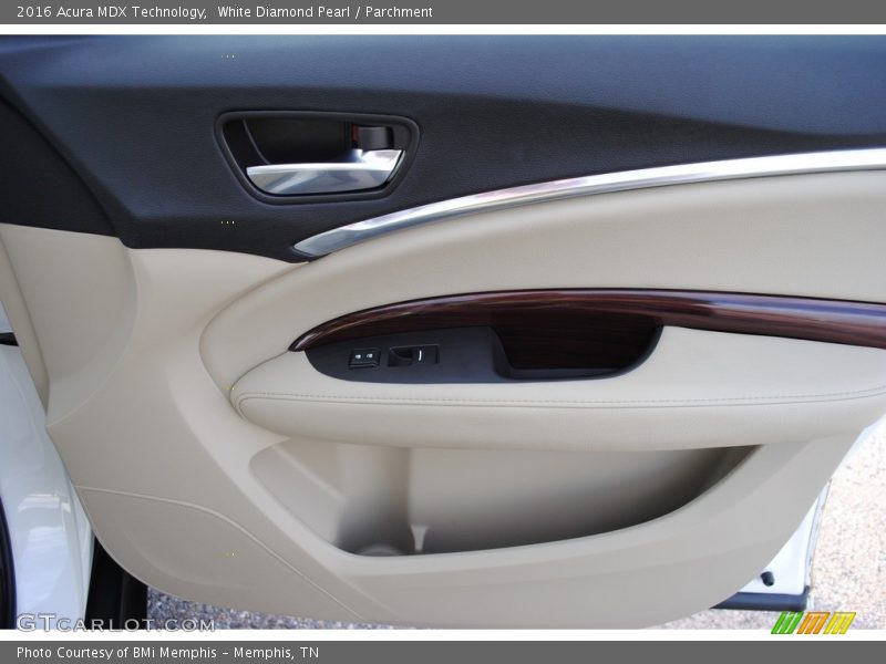 White Diamond Pearl / Parchment 2016 Acura MDX Technology