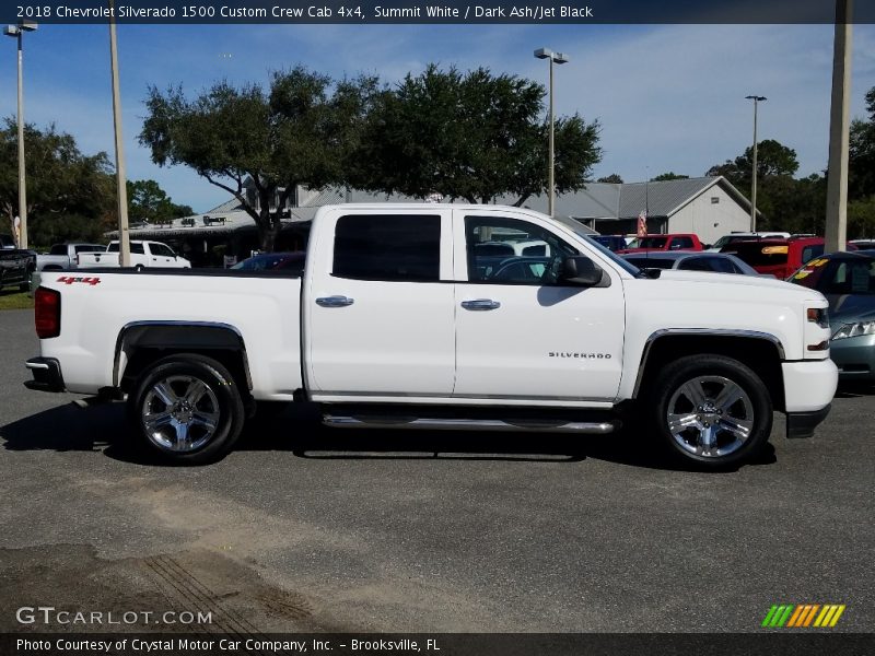 Summit White / Dark Ash/Jet Black 2018 Chevrolet Silverado 1500 Custom Crew Cab 4x4