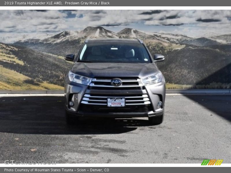 Predawn Gray Mica / Black 2019 Toyota Highlander XLE AWD