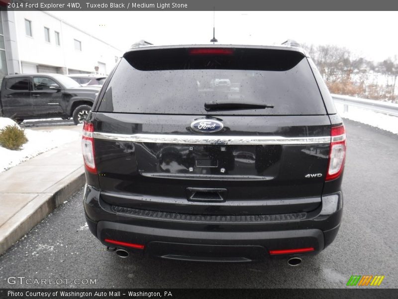 Tuxedo Black / Medium Light Stone 2014 Ford Explorer 4WD