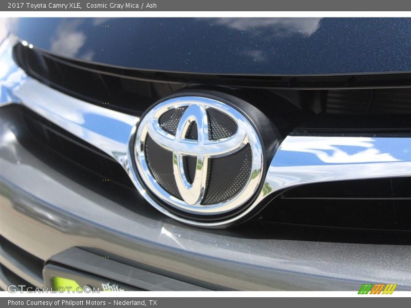 Cosmic Gray Mica / Ash 2017 Toyota Camry XLE