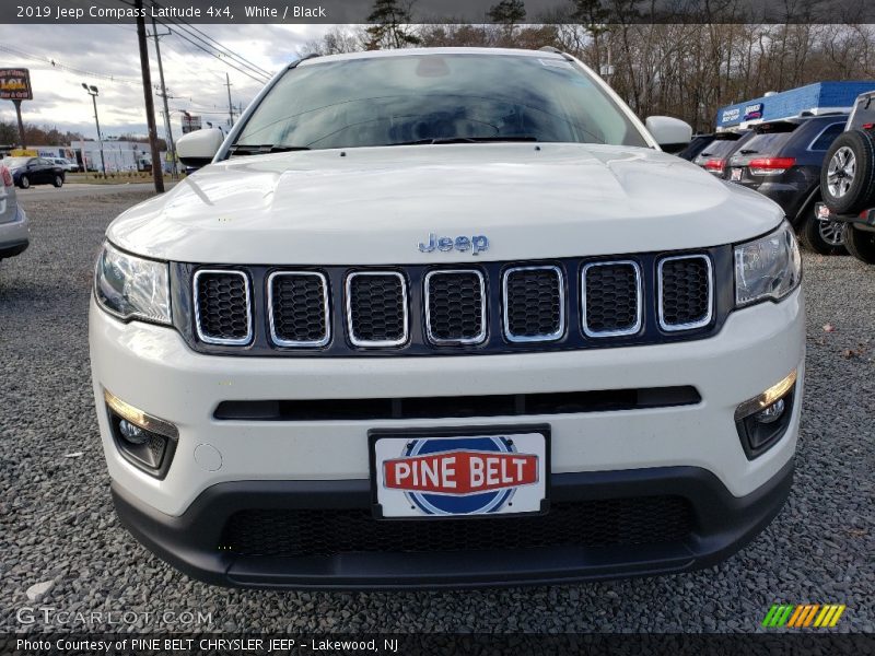 White / Black 2019 Jeep Compass Latitude 4x4