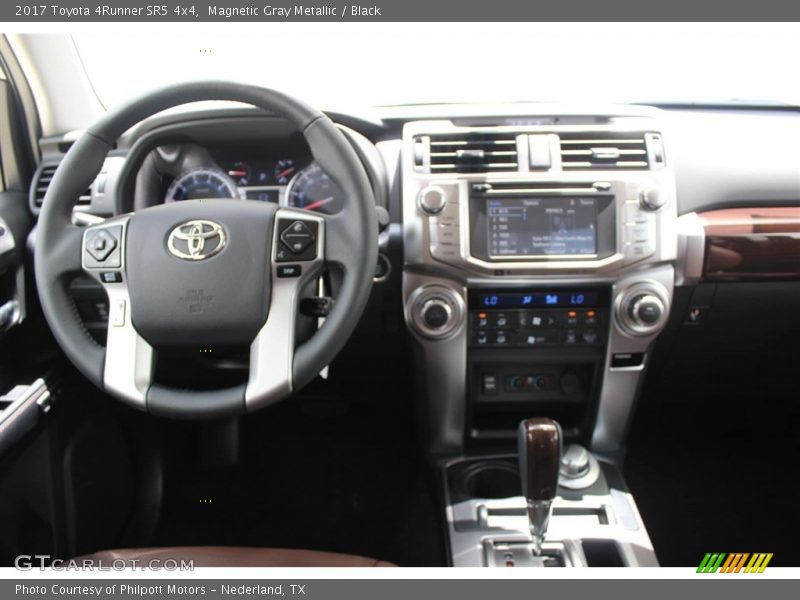 Magnetic Gray Metallic / Black 2017 Toyota 4Runner SR5 4x4