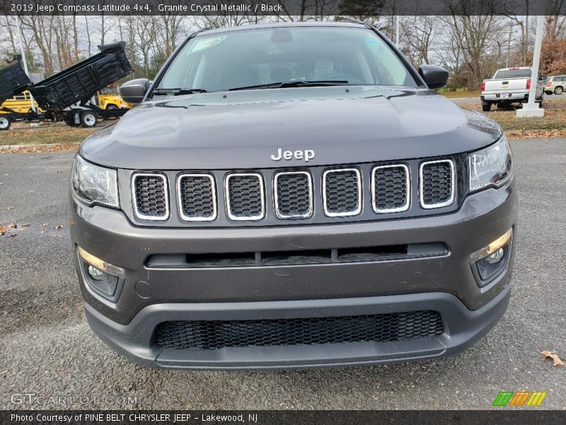 Granite Crystal Metallic / Black 2019 Jeep Compass Latitude 4x4