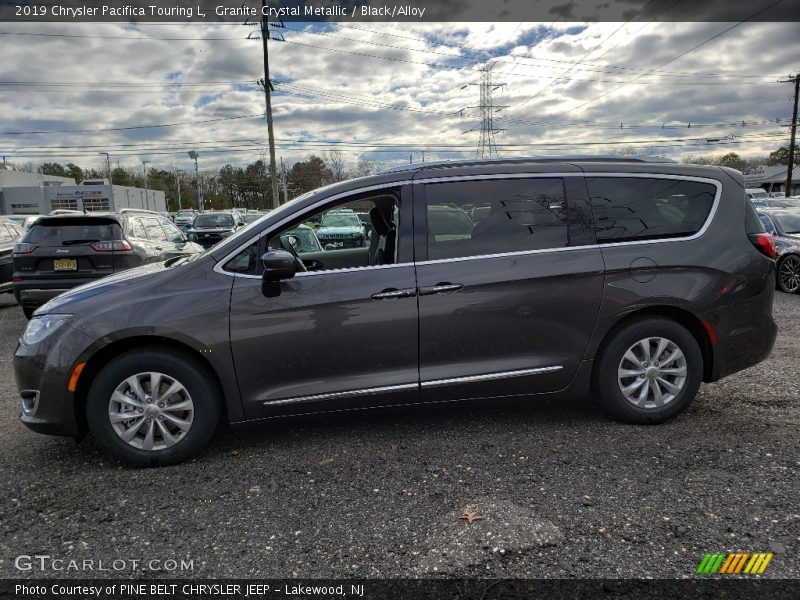 Granite Crystal Metallic / Black/Alloy 2019 Chrysler Pacifica Touring L