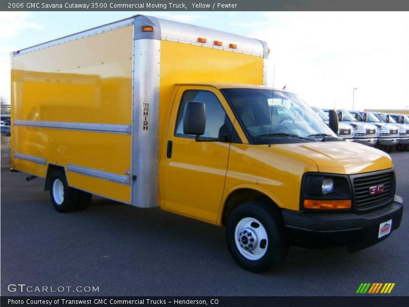 Yellow / Pewter 2006 GMC Savana Cutaway 3500 Commercial Moving Truck