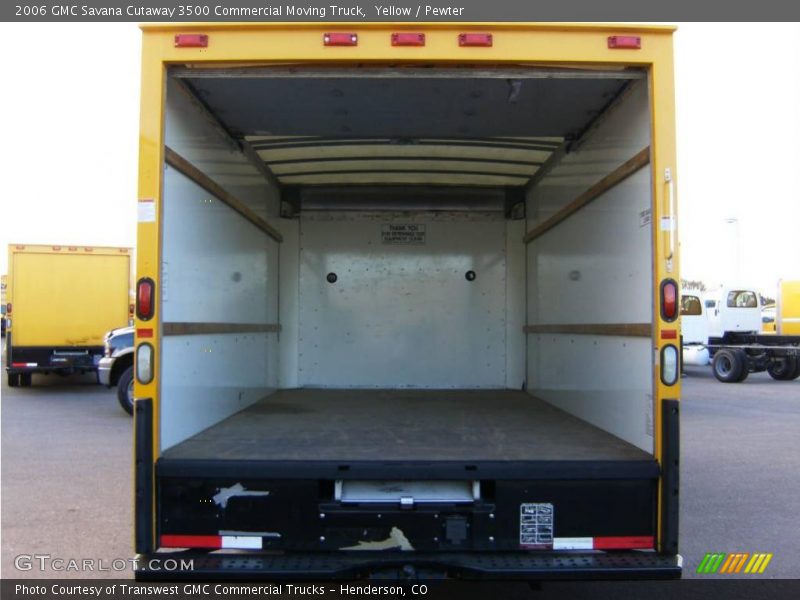 Yellow / Pewter 2006 GMC Savana Cutaway 3500 Commercial Moving Truck