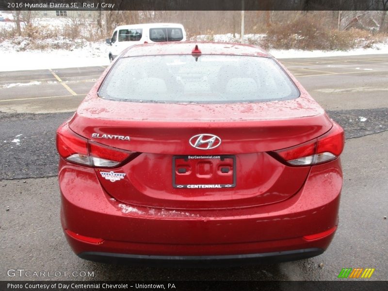 Red / Gray 2016 Hyundai Elantra SE