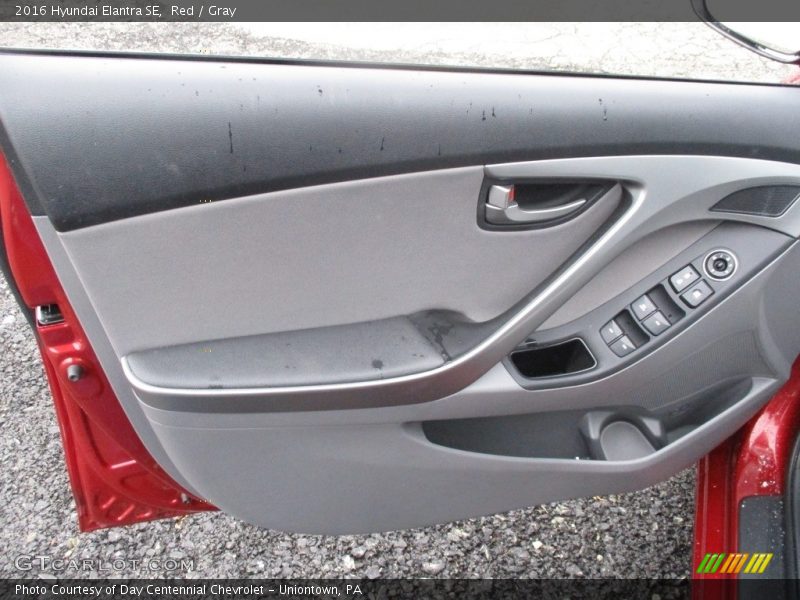 Red / Gray 2016 Hyundai Elantra SE