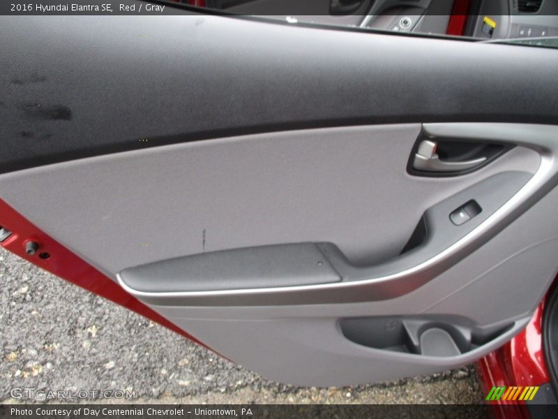 Red / Gray 2016 Hyundai Elantra SE