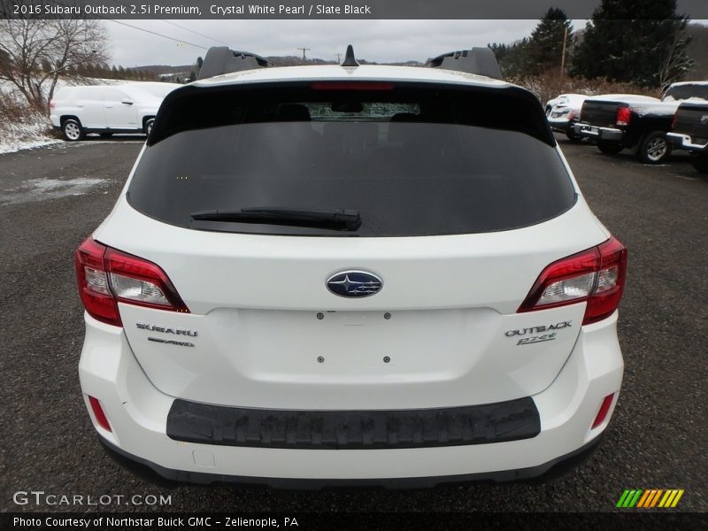 Crystal White Pearl / Slate Black 2016 Subaru Outback 2.5i Premium