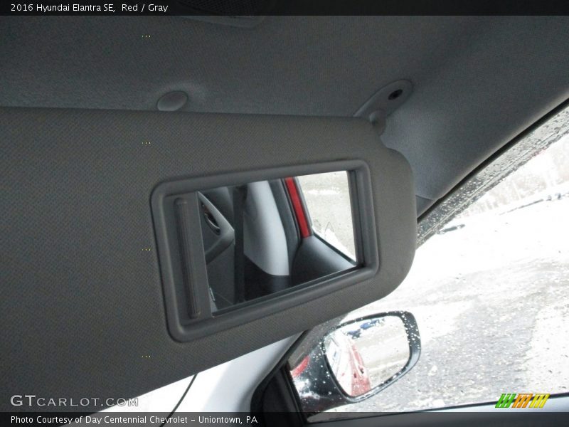 Red / Gray 2016 Hyundai Elantra SE