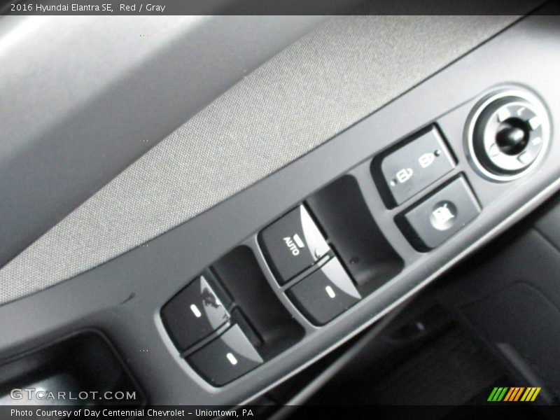 Red / Gray 2016 Hyundai Elantra SE