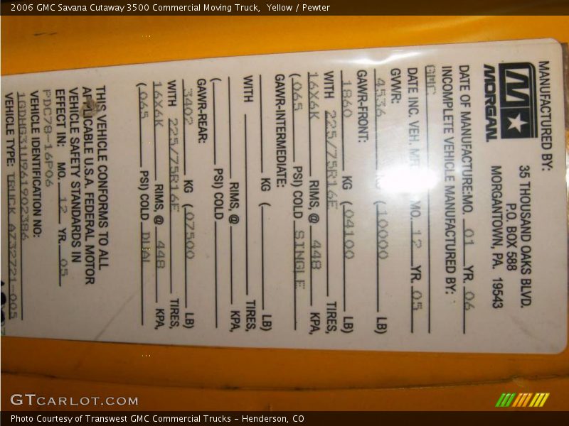 Yellow / Pewter 2006 GMC Savana Cutaway 3500 Commercial Moving Truck
