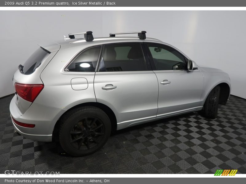 Ice Silver Metallic / Black 2009 Audi Q5 3.2 Premium quattro